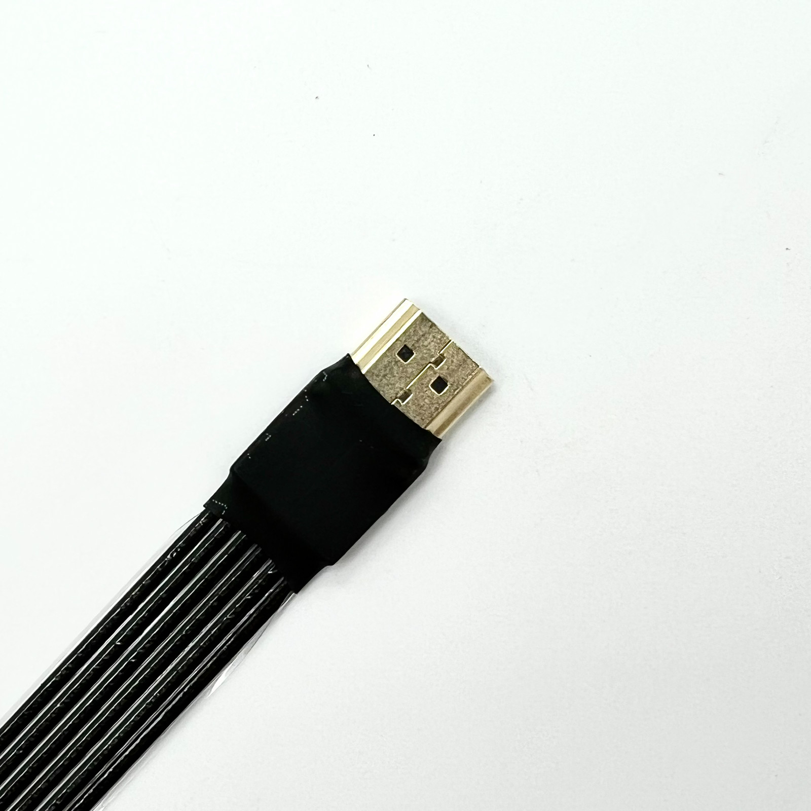 ADT New 24P HDMI-2.1 Type A-A  - Ribbon Microphone 评论和价格